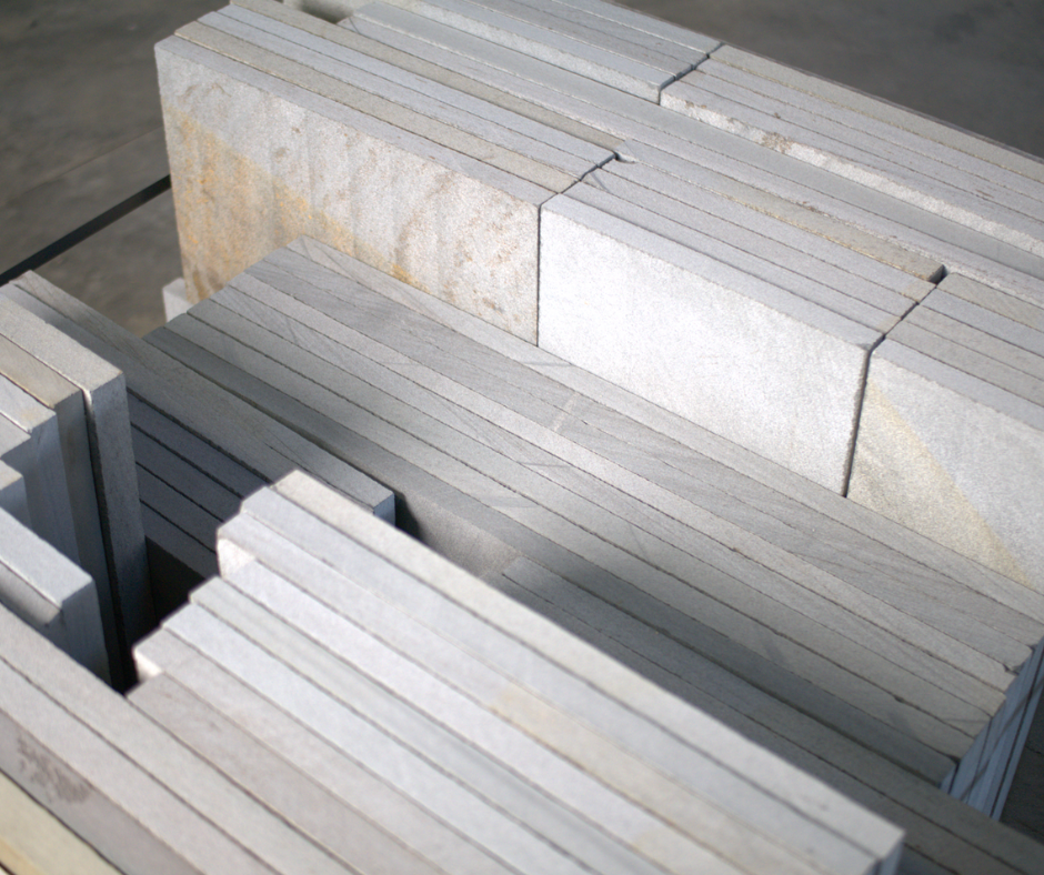 Bluestone Natural Cleft Patio Kit – 100 sq ft